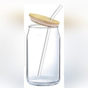 Clear Glass Beverage Jar with Bamboo Lid & Straw
